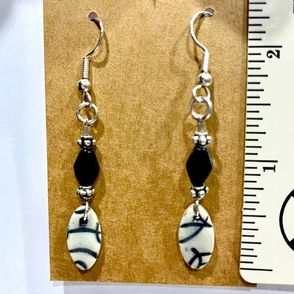 Jewelry - Earrings - Lightweight hanging